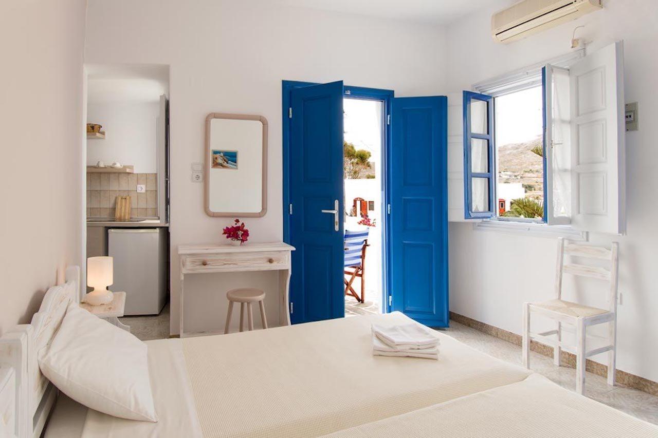 Evgenia Rooms And Apartments Folégandros Zewnętrze zdjęcie