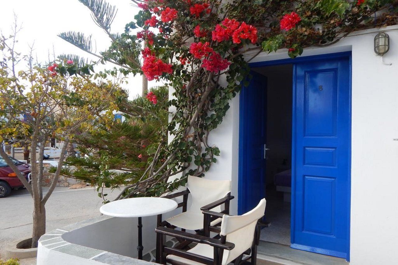 Evgenia Rooms And Apartments Folégandros Zewnętrze zdjęcie