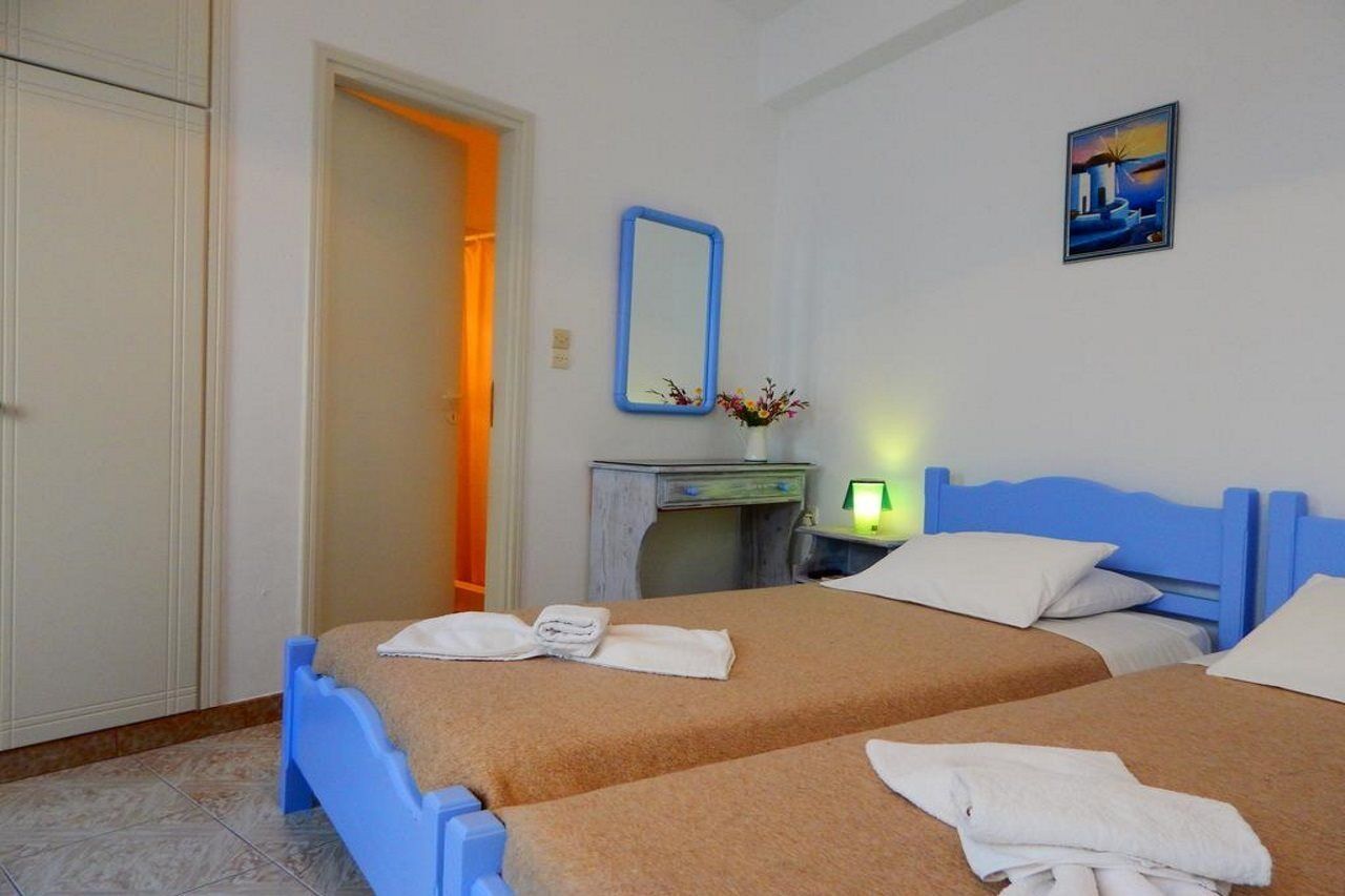 Evgenia Rooms And Apartments Folégandros Zewnętrze zdjęcie