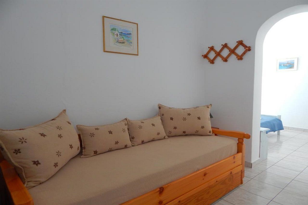 Evgenia Rooms And Apartments Folégandros Zewnętrze zdjęcie